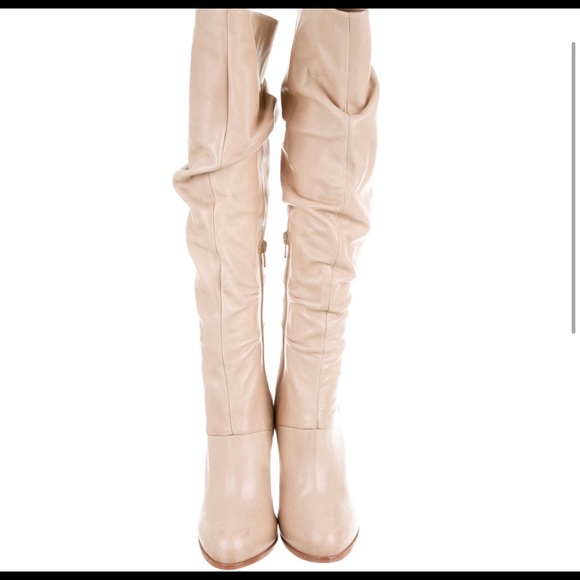 Pre owned port 1961 boots